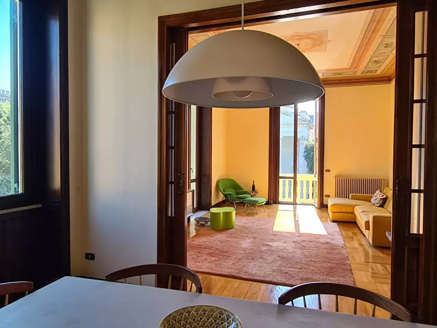 Immagine 2 di Appartamento in vendita  in VIALE ARATA a Chiavari