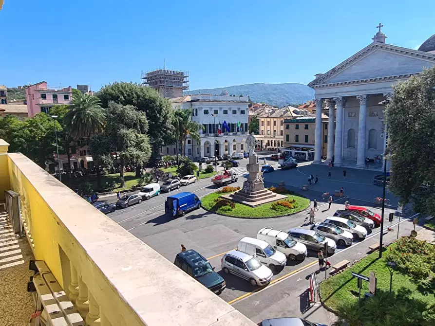 Immagine 10 di Appartamento in vendita  in VIALE ARATA a Chiavari