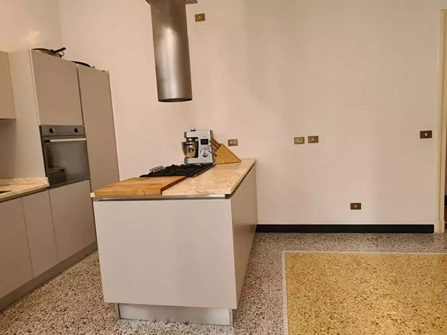 Immagine 11 di Appartamento in vendita  in VIALE ARATA a Chiavari