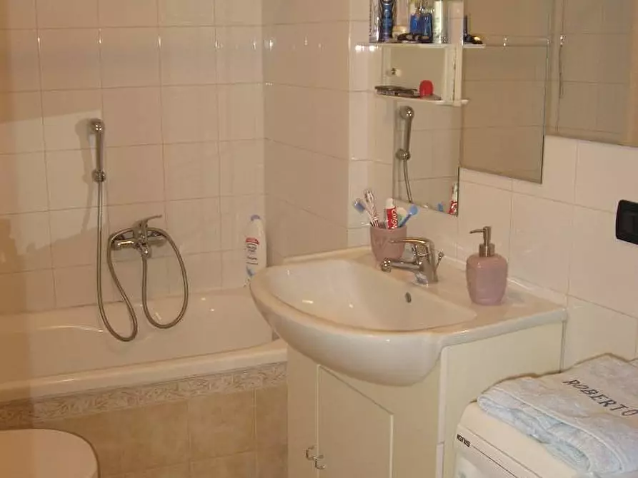 Immagine 20 di Attico in vendita  in VIA VITTORIO VENETO a Chiavari