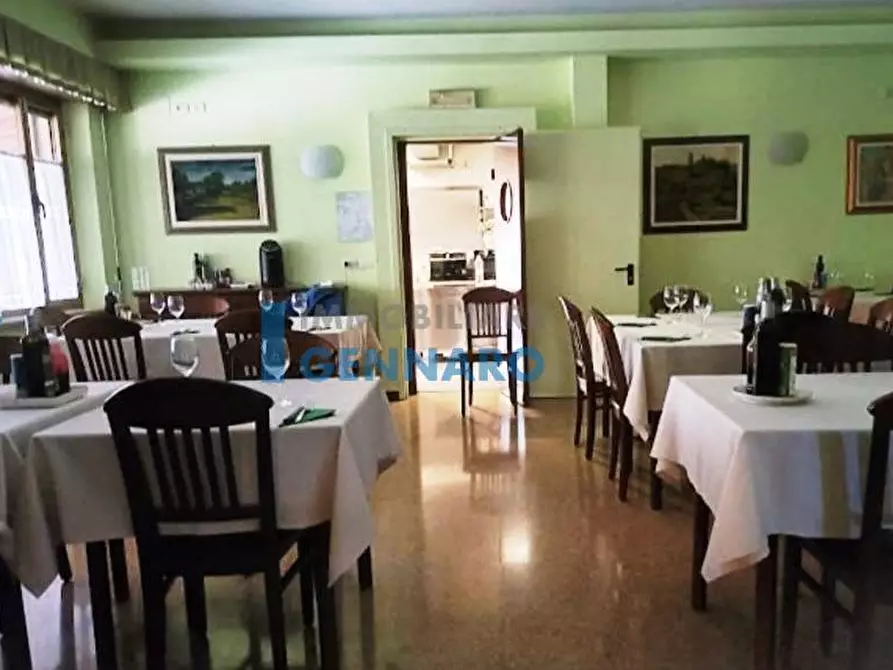 Immagine 2 di Locale commerciale in vendita  in Via Cividina a Martignacco