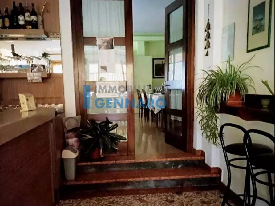 Immagine 4 di Locale commerciale in vendita  in Via Cividina a Martignacco