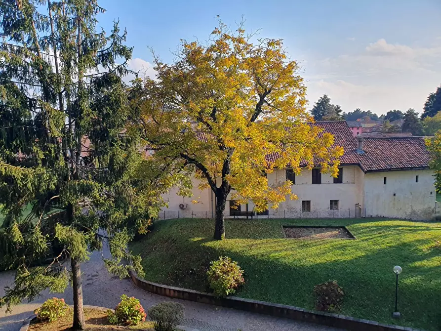 Immagine 9 di Appartamento in vendita  in VIA MATTEOTTI a Appiano Gentile