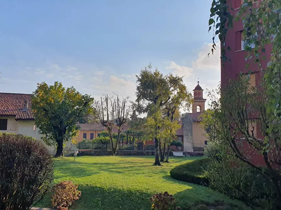 Immagine 6 di Appartamento in vendita  in VIA MATTEOTTI a Appiano Gentile