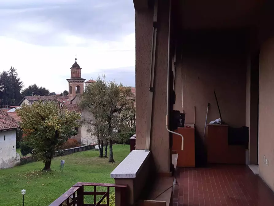 Immagine 17 di Appartamento in vendita  in VIA MATTEOTTI a Appiano Gentile