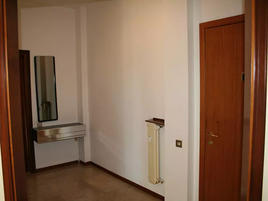 Immagine 20 di Appartamento in vendita  in VIA MATTEOTTI a Appiano Gentile