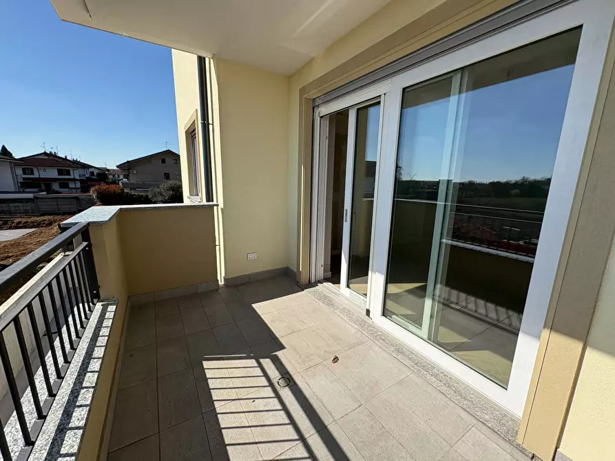 Immagine 27 di Appartamento in vendita  in VIA BELLINI a Lainate