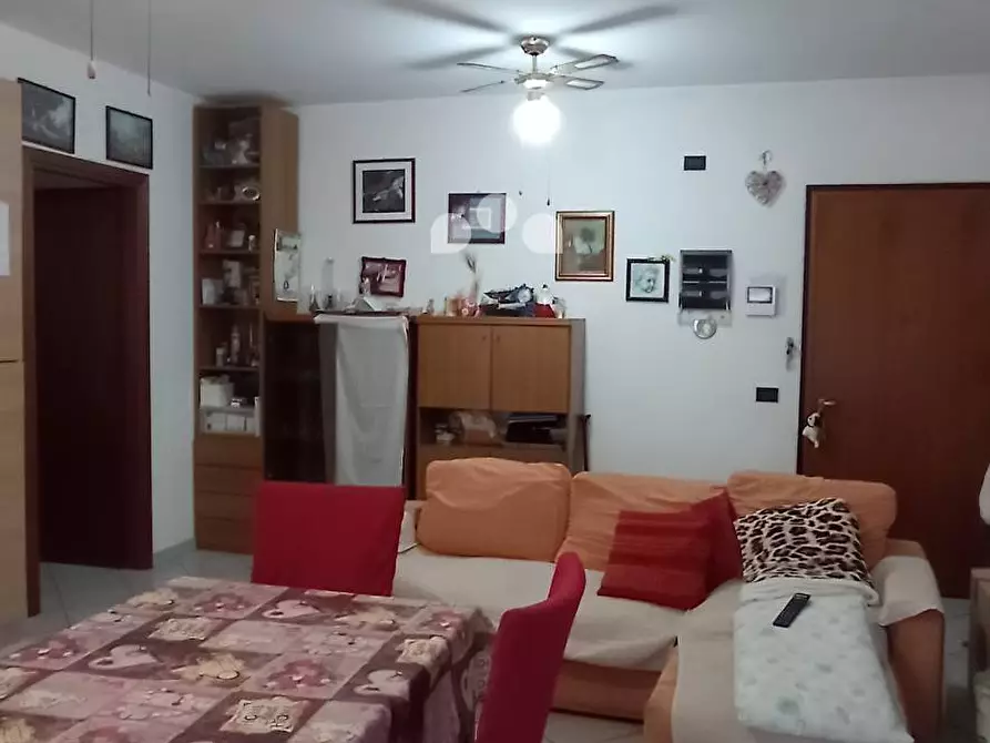 Immagine 4 di Appartamento in vendita  in Via Saragat a Tavazzano Con Villavesco