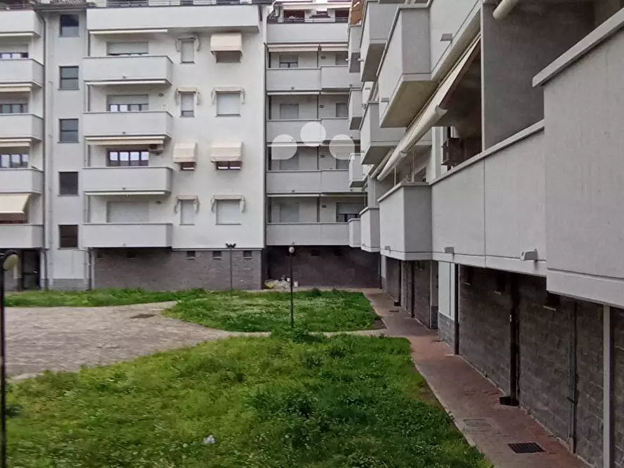 Immagine 12 di Appartamento in vendita  in Via Saragat a Tavazzano Con Villavesco