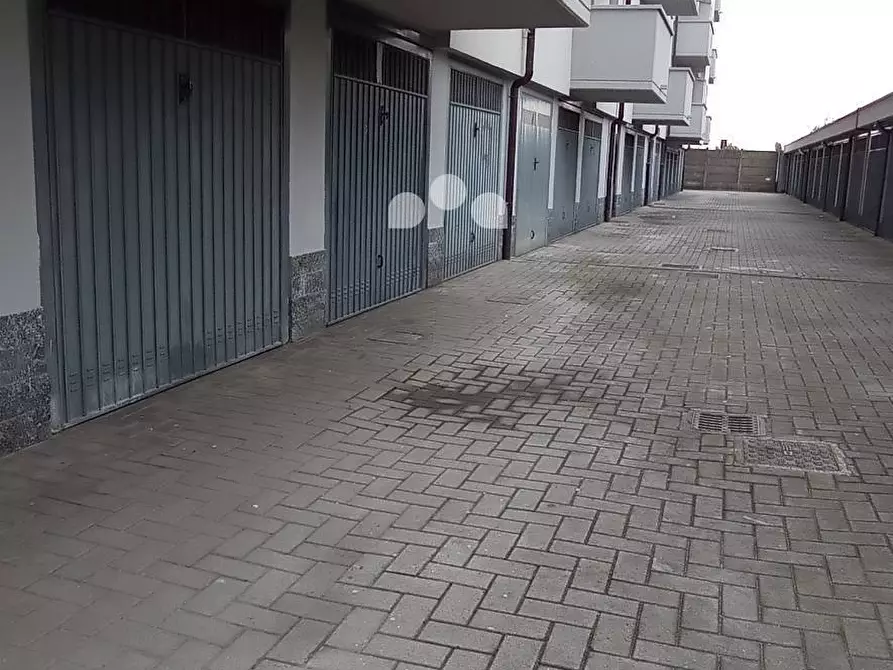 Immagine 17 di Appartamento in vendita  in Via Saragat a Tavazzano Con Villavesco