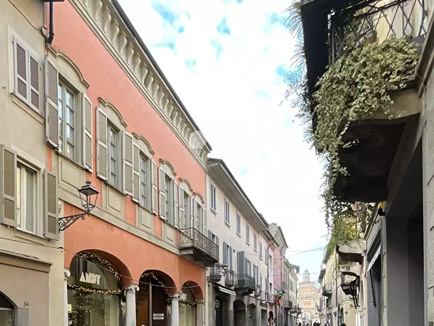 Immagine 8 di Negozio in vendita  in Via Mazzini a Crema