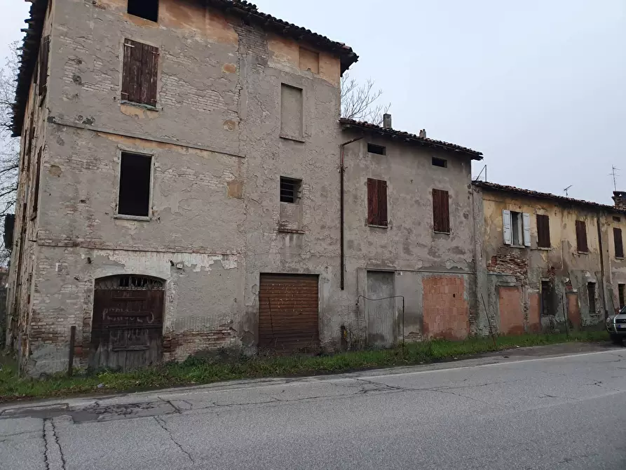 Immagine 1 di Rustico / casale in vendita  a Sassuolo