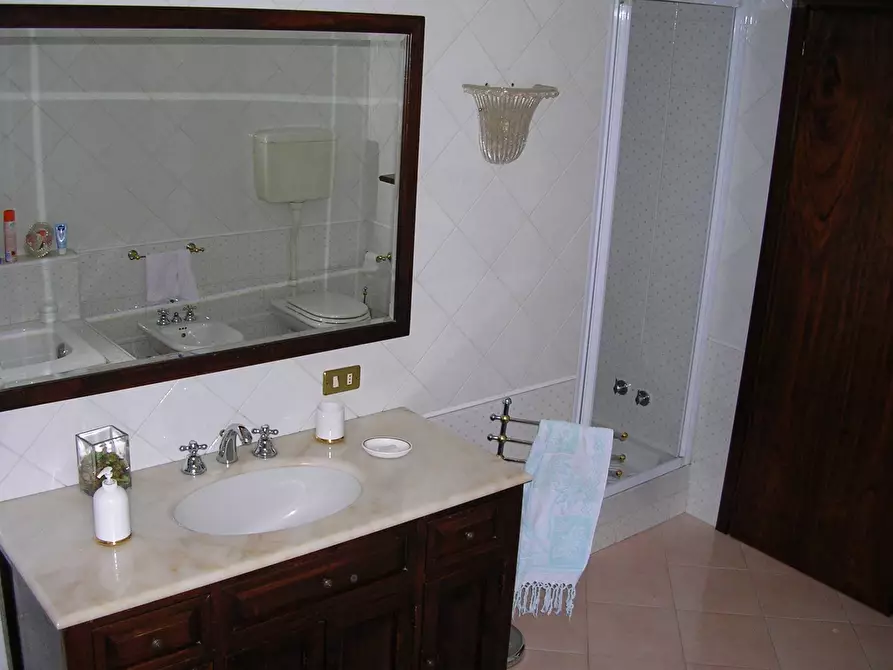 Immagine 28 di Casa indipendente in vendita  a Sassuolo