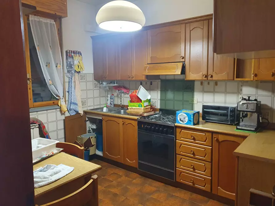 Immagine 5 di Appartamento in vendita  a Reggio Nell'emilia