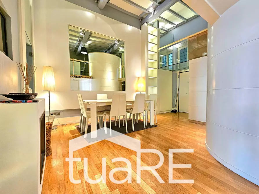 Immagine 14 di Appartamento in vendita  in Via Del Corso a Roma