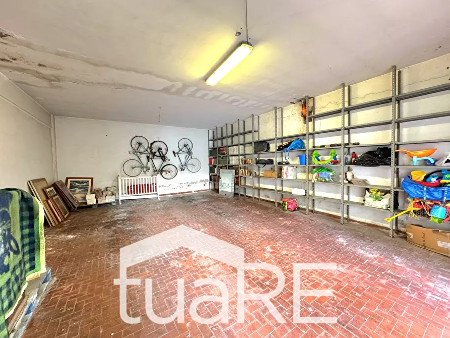 Immagine 21 di Box auto in vendita  in Via Giovanni Novelli a Roma