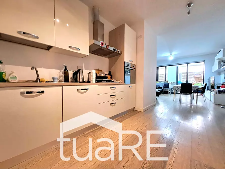 Immagine 7 di Appartamento in vendita  in Via Di Casal Bertone a Roma