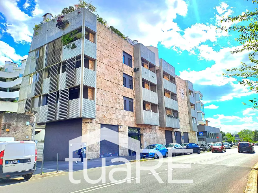 Immagine 8 di Appartamento in vendita  in Via Di Casal Bertone a Roma