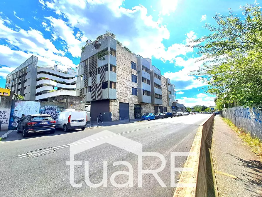 Immagine 12 di Appartamento in vendita  in Via Di Casal Bertone a Roma