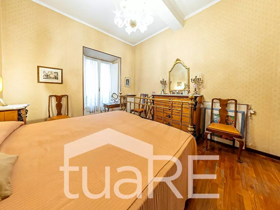 Immagine 23 di Appartamento in vendita  in Via Borgognona a Roma