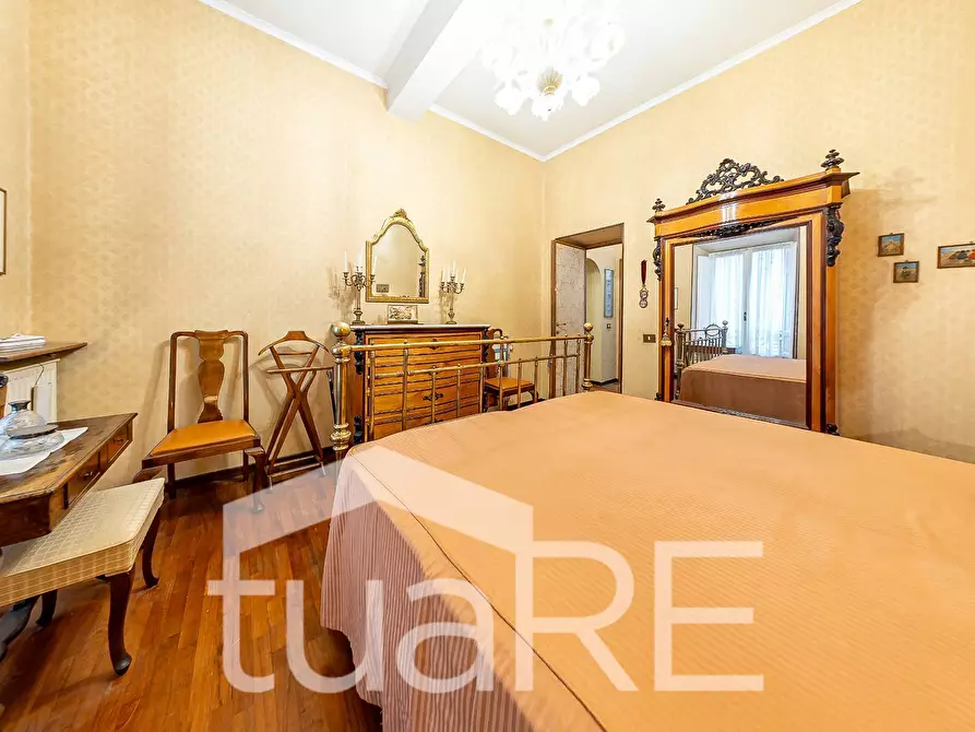 Immagine 24 di Appartamento in vendita  in Via Borgognona a Roma