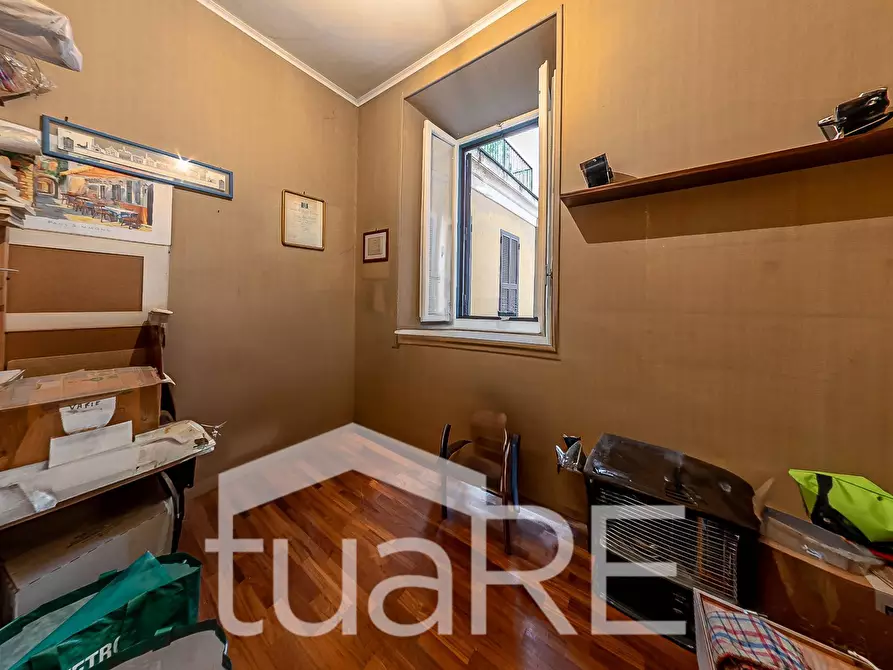 Immagine 30 di Appartamento in vendita  in Via Borgognona a Roma