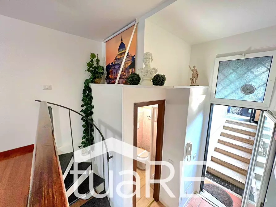 Immagine 17 di Appartamento in vendita  in Via Di Porta Cavalleggeri a Roma