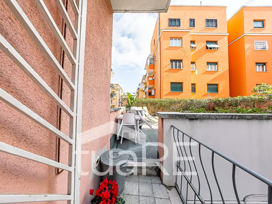 Immagine 29 di Appartamento in vendita  in Via Lorenzo Il Magnifico a Roma