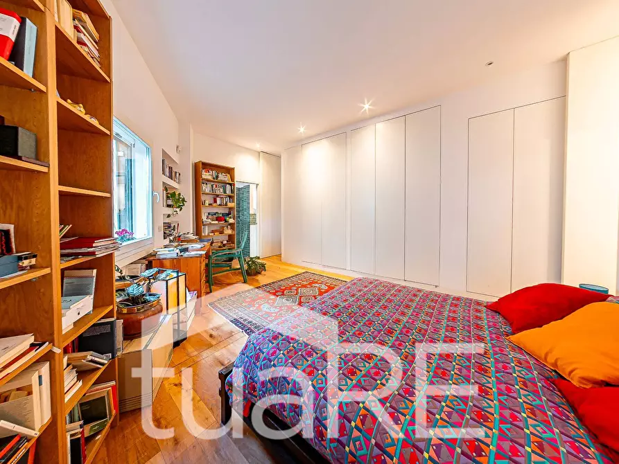 Immagine 12 di Appartamento in vendita  in Via Odoardo Beccari a Roma