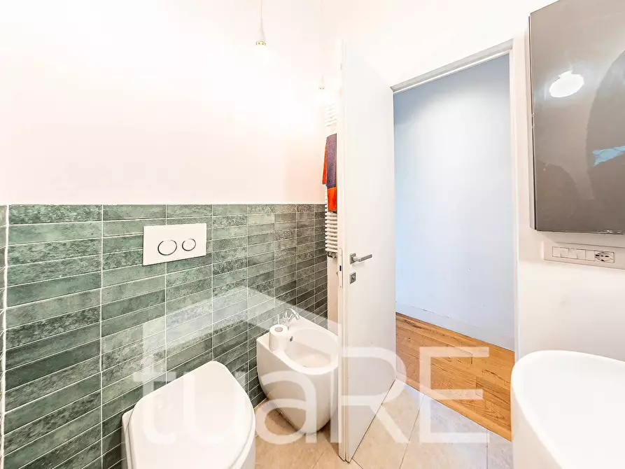 Immagine 13 di Appartamento in vendita  in Via Odoardo Beccari a Roma