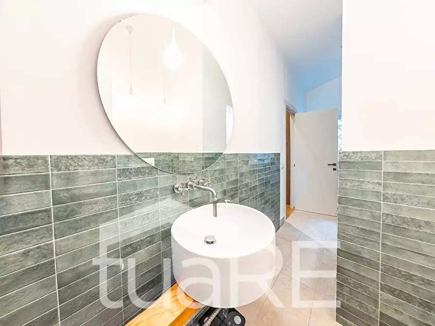 Immagine 16 di Appartamento in vendita  in Via Odoardo Beccari a Roma