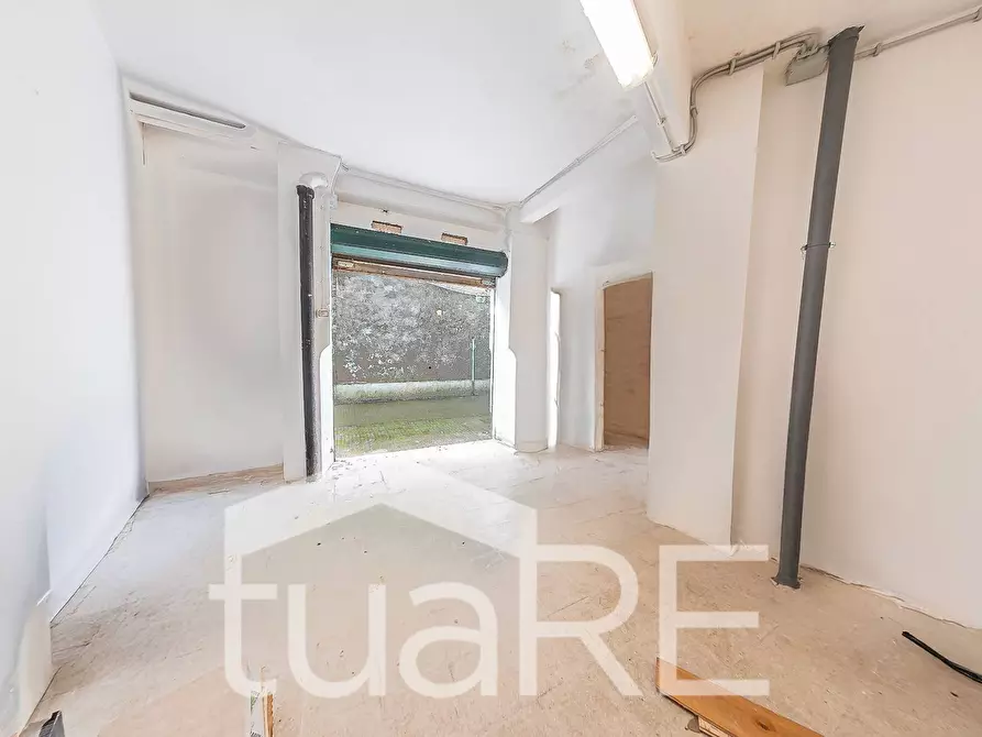 Immagine 18 di Appartamento in vendita  in Via Odoardo Beccari a Roma