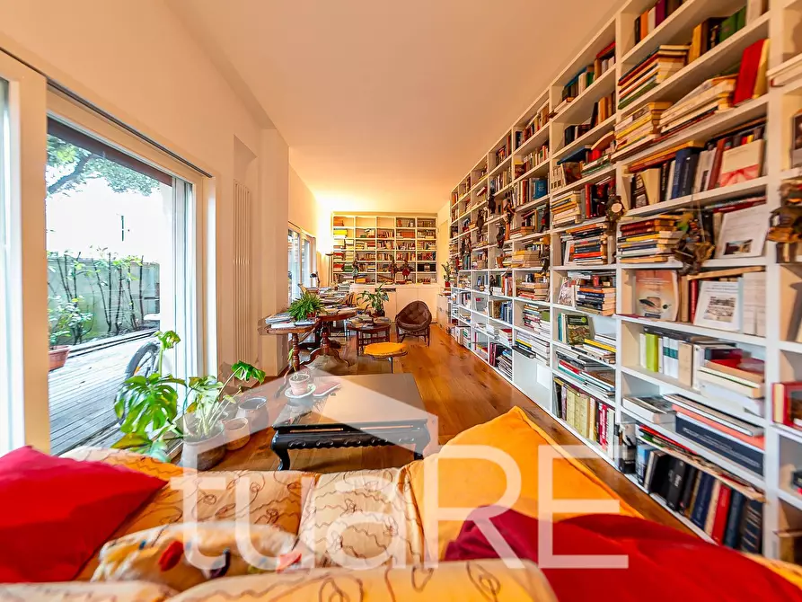 Immagine 22 di Appartamento in vendita  in Via Odoardo Beccari a Roma