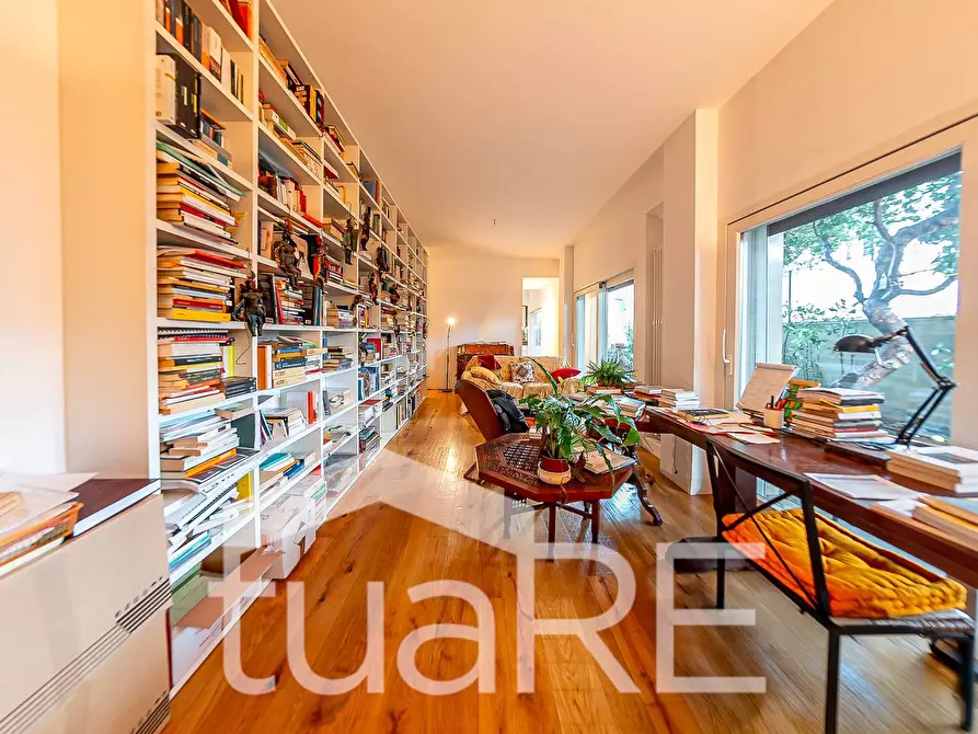 Immagine 23 di Appartamento in vendita  in Via Odoardo Beccari a Roma