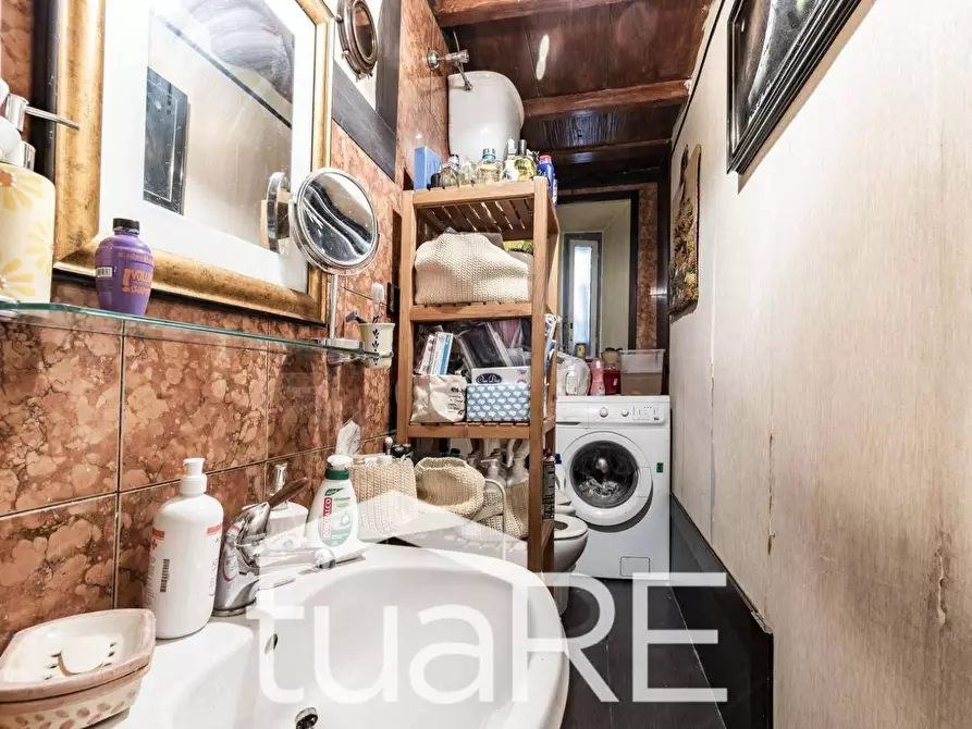 Immagine 20 di Appartamento in vendita  in Via Di Ripetta a Roma