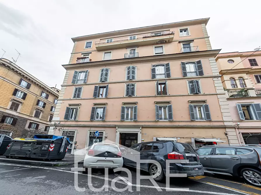 Immagine 7 di Appartamento in vendita  in Via Degli Scipioni a Roma