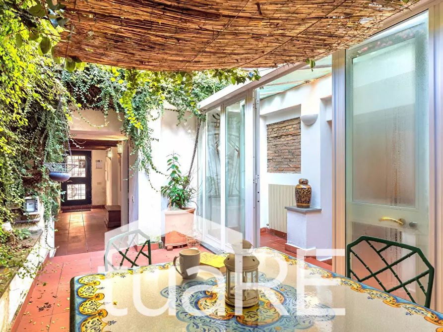 Immagine 14 di Appartamento in vendita  in Vicolo Dei Panieri a Roma