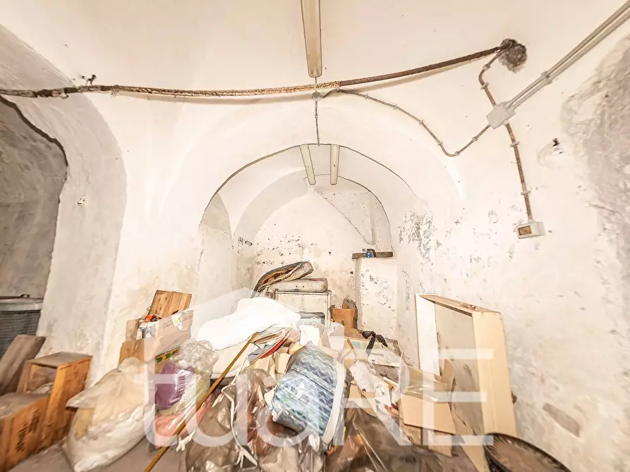 Immagine 6 di Magazzino in vendita  in Via Dei Banchi Nuovi a Roma