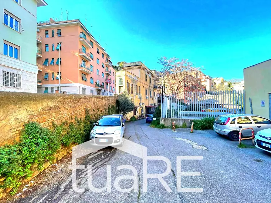 Immagine 15 di Appartamento in vendita  in Via Di San Tommaso D'aquino a Roma
