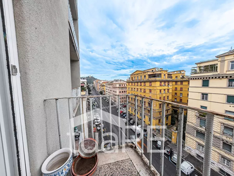 Immagine 23 di Appartamento in vendita  in Via Buccari a Roma