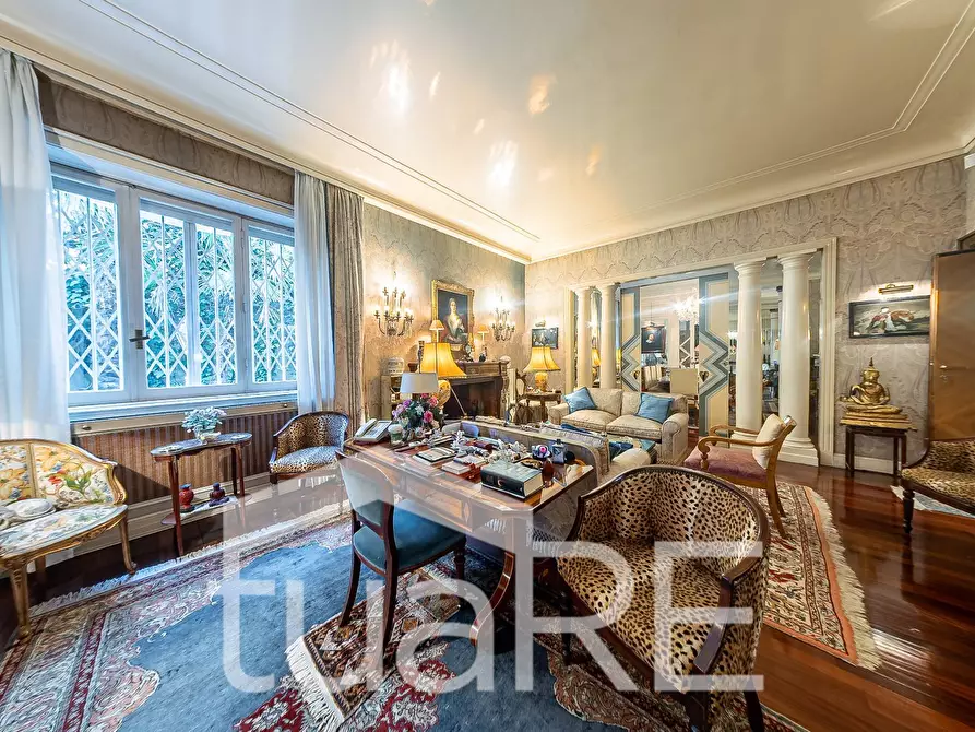 Immagine 3 di Appartamento in vendita  in Via Archimede a Roma