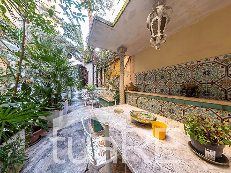 Immagine 5 di Appartamento in vendita  in Via Archimede a Roma