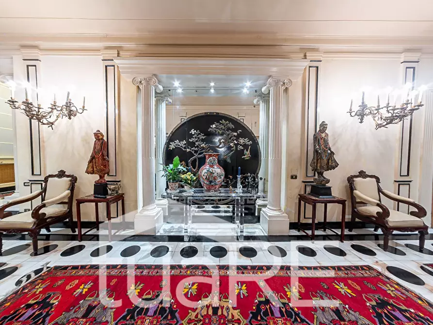 Immagine 8 di Appartamento in vendita  in Via Archimede a Roma