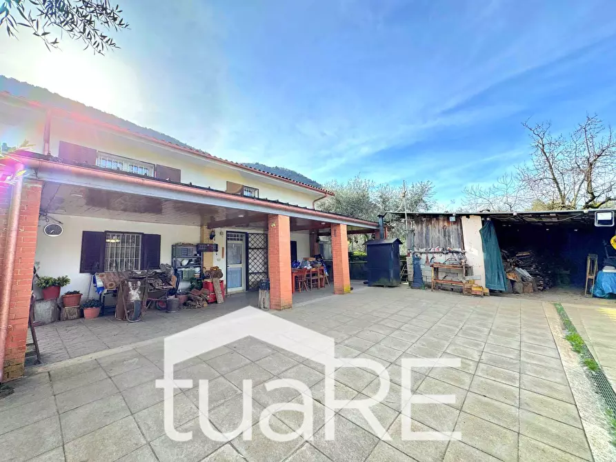 Immagine 2 di Villa in vendita  in via di valle caprara a Castel Madama