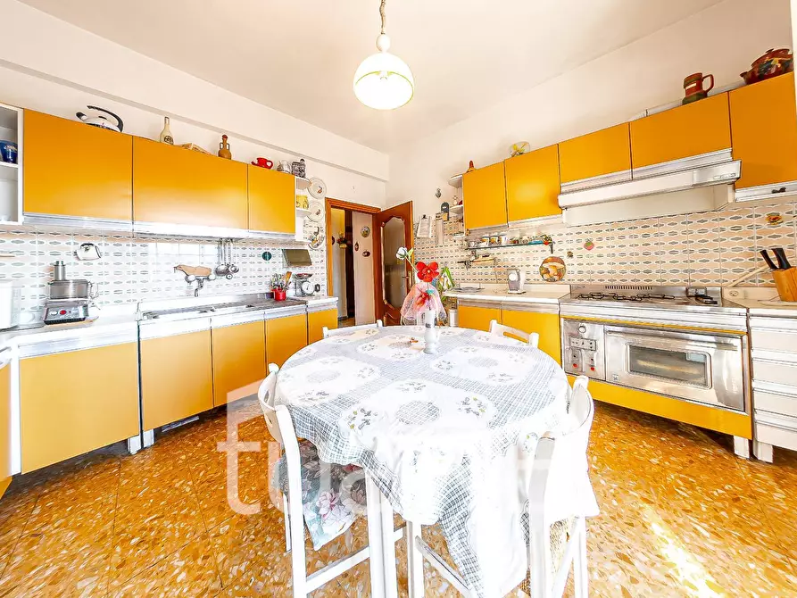 Immagine 20 di Appartamento in vendita  in Via Filippo Meda a Roma