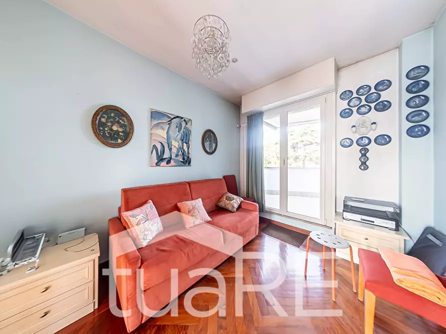 Immagine 17 di Attico in vendita  in Via Dei Colli Della Farnesina a Roma