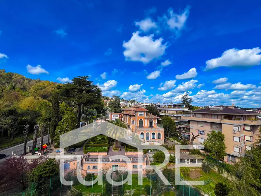 Immagine 27 di Attico in vendita  in Via Dei Colli Della Farnesina a Roma