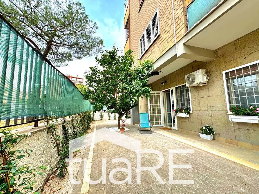 Immagine 23 di Appartamento in vendita  in Via Enrico Besta a Roma