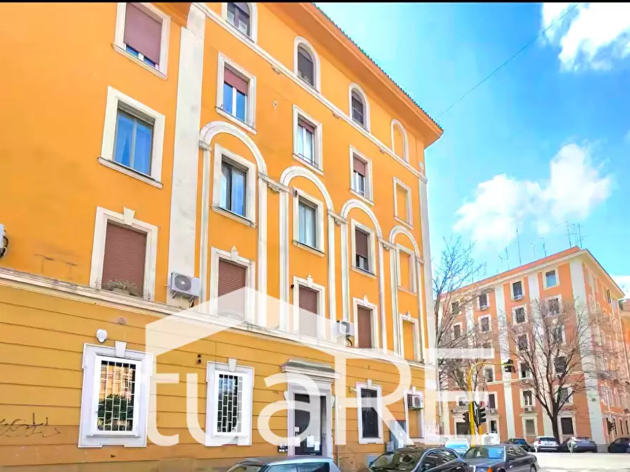 Immagine 15 di Appartamento in vendita  in Via Panfilo Castaldi a Roma