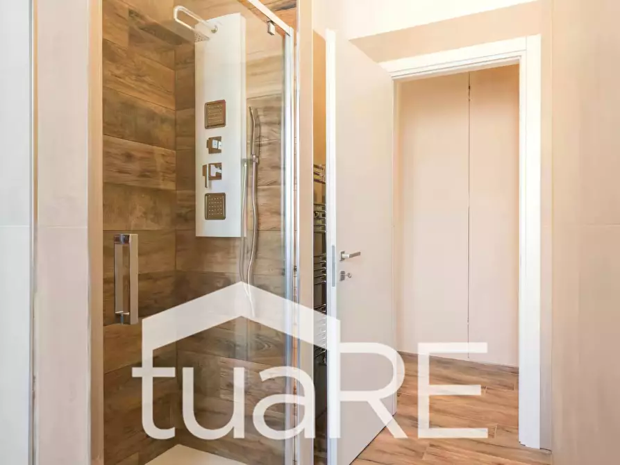 Immagine 22 di Appartamento in vendita  in Via Panfilo Castaldi a Roma